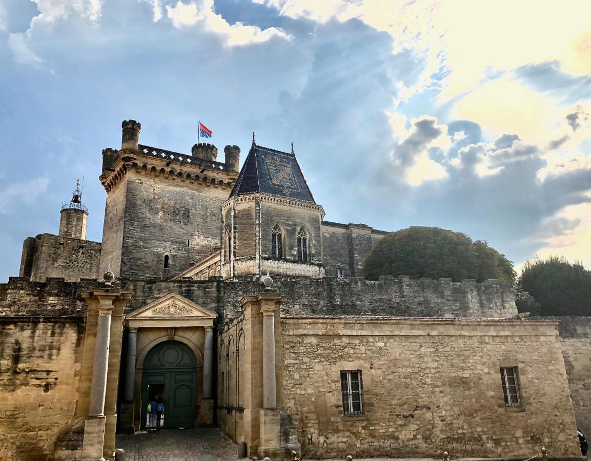 La Maison Blanche Uzes La Bastide-dʼEngras Exterior foto